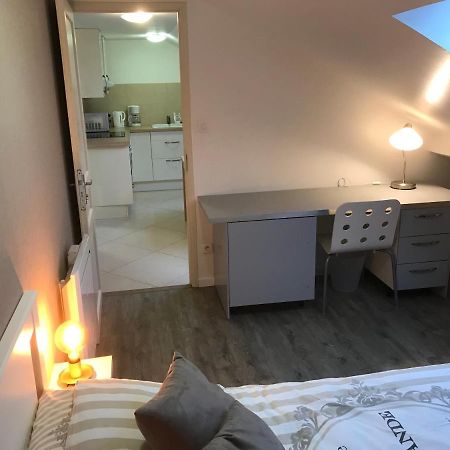 Petit F3 Sympa Apartment Orsay Exterior foto